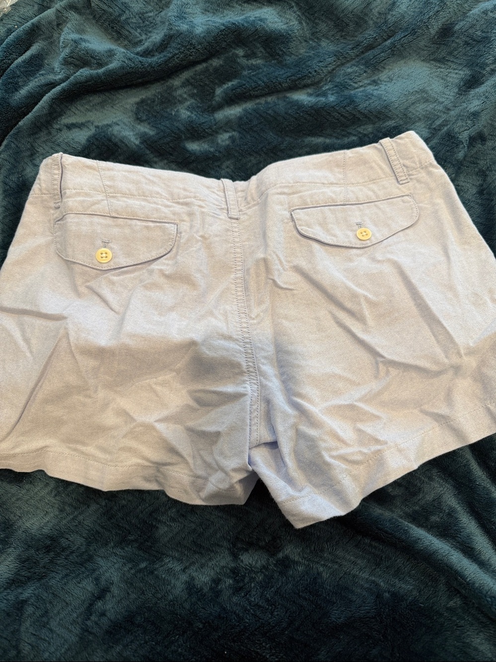 Ralph Lauren women’s Pale Blue Cotton Flat-Front Shorts - Picture 2 of 2